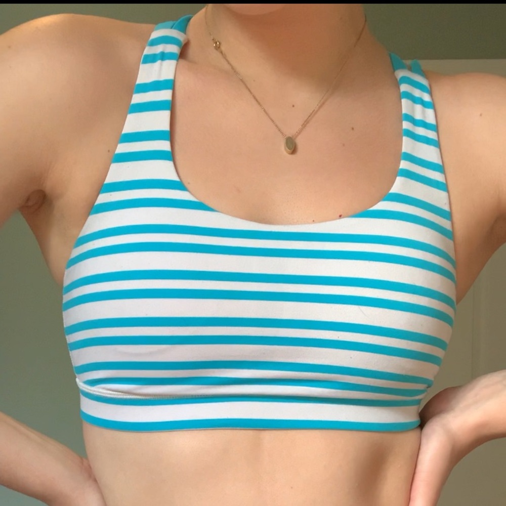 Lululemon Energy Sports Bra
